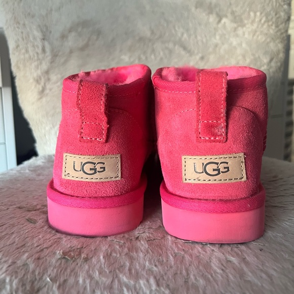 RARE UGG Classic Ultra Mini Boot PINK - Picture 5 of 8